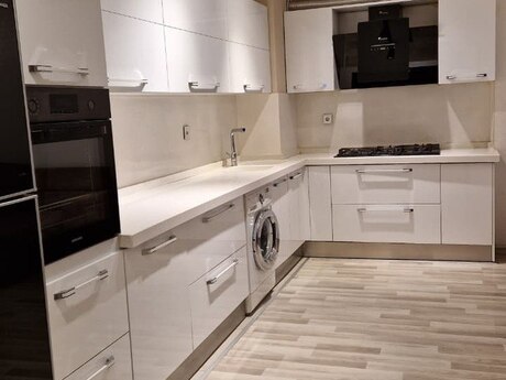 3 otaqlı yeni tikili - 20 Yanvar m. - 80 m²