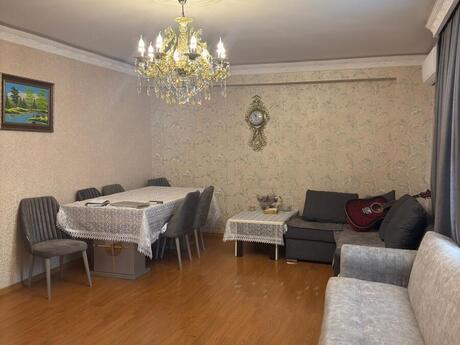 2 otaqlı köhnə tikili - Həzi Aslanov m. - 67 m²