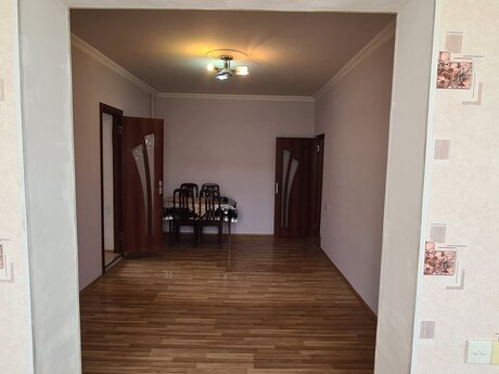 3-комн. вторичка - Бинагадинский р. - 70 м²