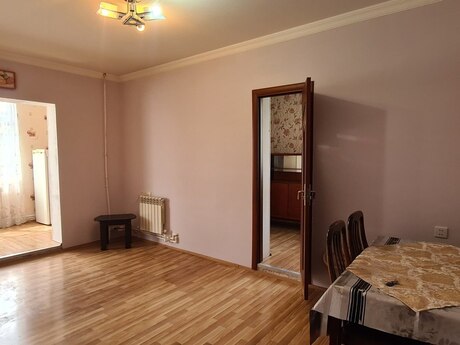3-комн. вторичка - Бинагадинский р. - 70 м²
