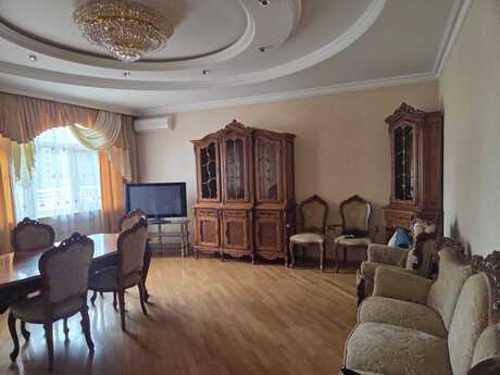 3 otaqlı yeni tikili - İnşaatçılar m. - 200 m²