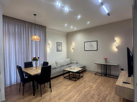 2 otaqlı həyət evi/bağ evi - Buzovna q. - 112 m²