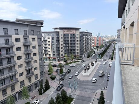 4 otaqlı yeni tikili - Ağ şəhər q. - 198 m²