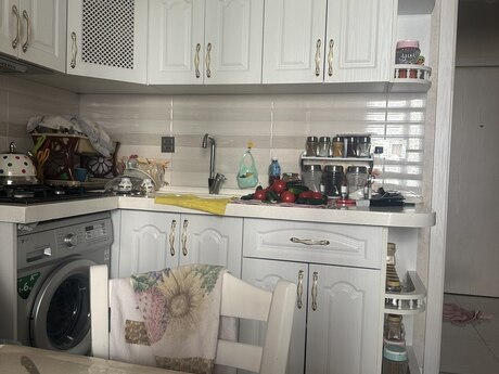 2 otaqlı köhnə tikili - 7-ci mikrorayon q. - 60 m²