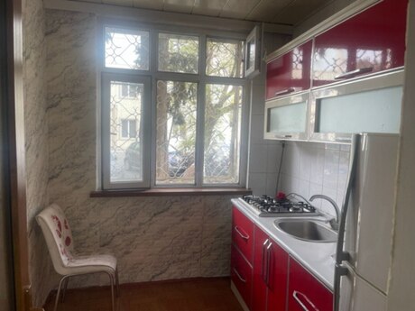 1 otaqlı köhnə tikili - Gənclik m. - 35 m²
