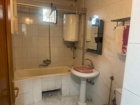 1 otaqlı köhnə tikili - Gənclik m. - 35 m²