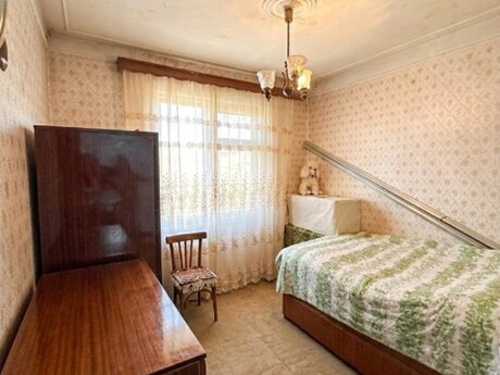 3 otaqlı köhnə tikili - Əhmədli m. - 80 m²