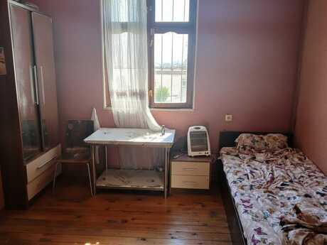 2 otaqlı köhnə tikili - Nizami m. - 100 m²