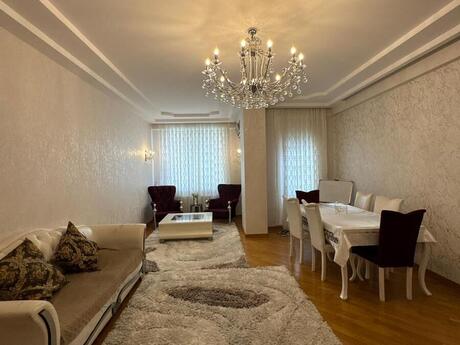 4 otaqlı yeni tikili - Memar Əcəmi m. - 155 m²