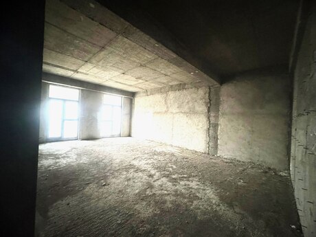 5 otaqlı yeni tikili - 28 May m. - 265 m²