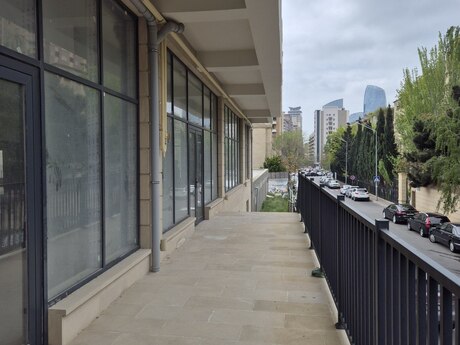 Obyekt - 28 May m. - 375 m²