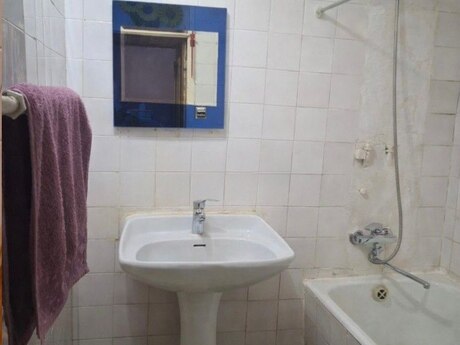 2 otaqlı köhnə tikili - Həzi Aslanov m. - 60 m²