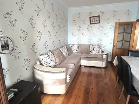 3 otaqlı köhnə tikili - Xalqlar Dostluğu m. - 85 m²