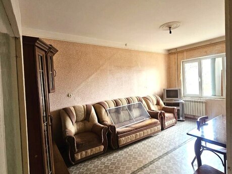 2 otaqlı köhnə tikili - Əhmədli m. - 60 m²