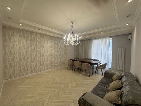4 otaqlı yeni tikili - 28 May m. - 170 m²