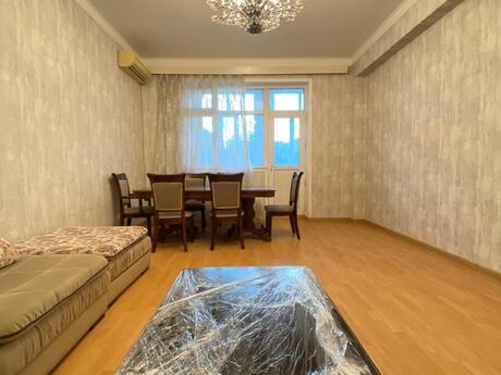 3-комн. вторичка - м. Азадлыг проспекти - 80 м²