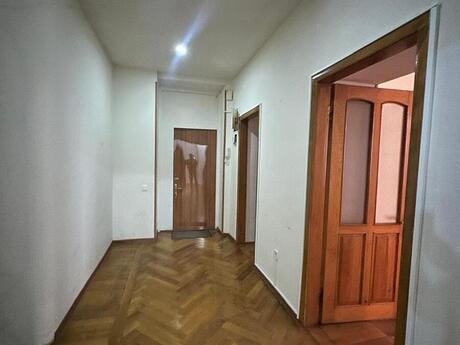 3 otaqlı köhnə tikili - Sahil m. - 90 m²