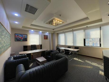 4 otaqlı ofis - Nərimanov r. - 170 m²