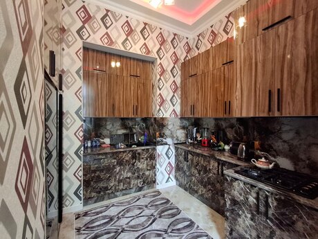 3 otaqlı köhnə tikili - Sahil m. - 110 m²