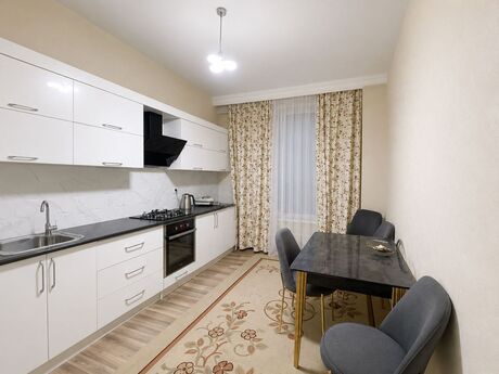 2 otaqlı yeni tikili - İnşaatçılar m. - 78 m²