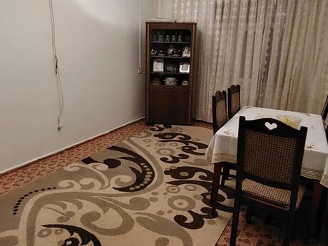 2 otaqlı köhnə tikili - Yeni Günəşli q. - 60 m²