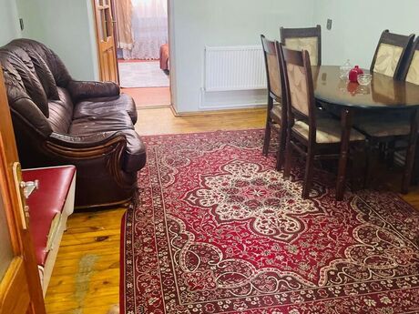 Elan №6105430 - Bakı, 28 May m., 2 otaqlı, 45 m², 3/5 mərtəbə