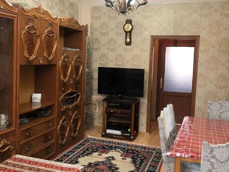 3 otaqlı köhnə tikili - Memar Əcəmi m. - 65 m²