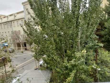 3 otaqlı köhnə tikili - Memar Əcəmi m. - 65 m²