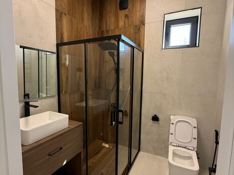 3 otaqlı həyət evi/bağ evi - Novxanı q. - 110 m²