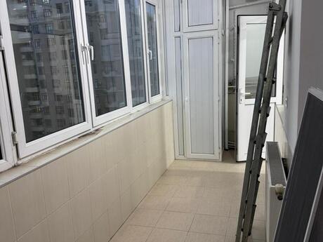 4-комн. новостройка - м. Иншаатчылар - 160 м²