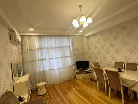 2 otaqlı yeni tikili - Şah İsmayıl Xətai m. - 70 m²