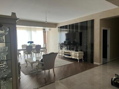 Elan №6105581 - Bakı, Nəsimi r., 4 otaqlı, 150 m², 12/17 mərtəbə