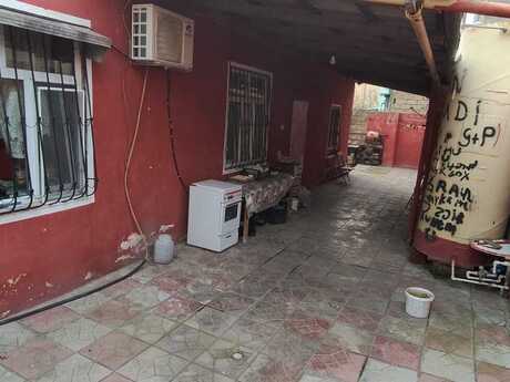 4 otaqlı həyət evi/bağ evi - Qaraçuxur q. - 120 m²