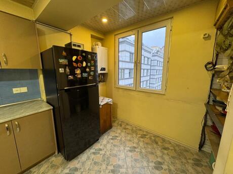 2 otaqlı köhnə tikili - Nəriman Nərimanov m. - 65 m²