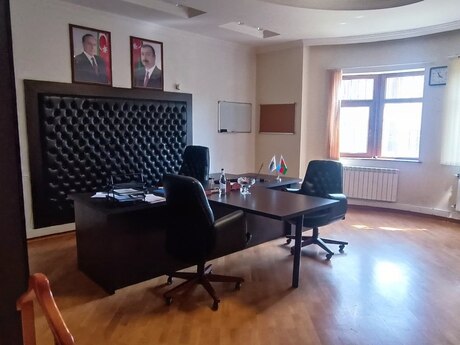 8-комн. офис - м. Насими - 560 м²