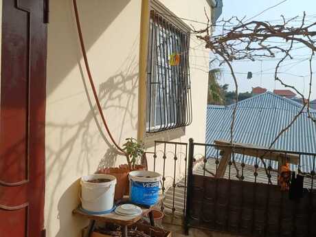 5 otaqlı həyət evi/bağ evi - Əmircan q. - 100 m²