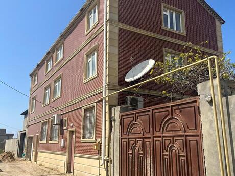 11 otaqlı həyət evi/bağ evi - Dübəndi q. - 435 m²