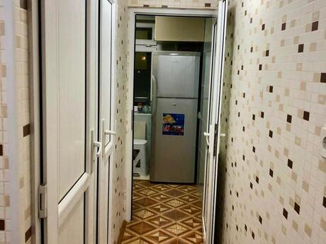2 otaqlı köhnə tikili - Neftçilər m. - 52 m²
