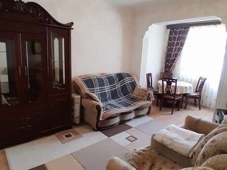2 otaqlı köhnə tikili - Memar Əcəmi m. - 55 m²