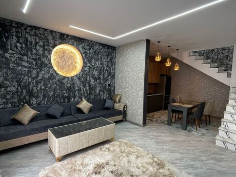 3 otaqlı həyət evi/bağ evi - Novxanı q. - 130 m²