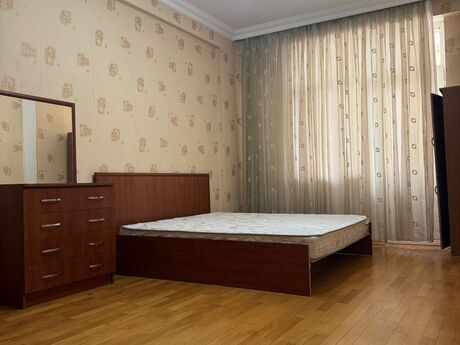 3 otaqlı yeni tikili - 8 Noyabr m. - 140 m²