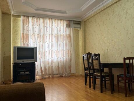 3 otaqlı yeni tikili - 8 Noyabr m. - 140 m²