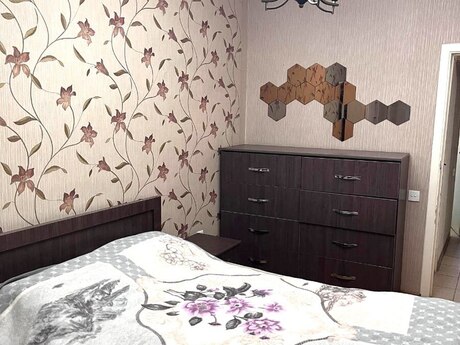 3-комн. вторичка - м. Халглар Достлугу - 75 м²