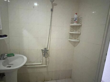 1 otaqlı köhnə tikili - Elmlər Akademiyası m. - 35 m²