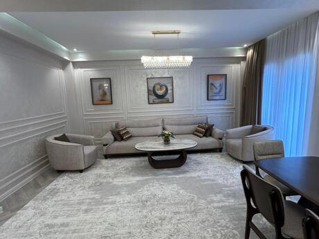 3 otaqlı yeni tikili - Ağ şəhər q. - 140 m²