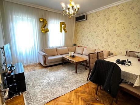 4 otaqlı köhnə tikili - 28 May m. - 90 m²