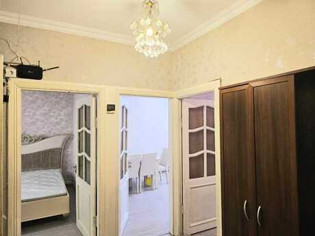 3 otaqlı köhnə tikili - Gənclik m. - 80 m²