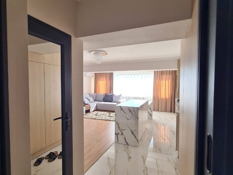 3 otaqlı köhnə tikili - İçəri Şəhər m. - 75 m²