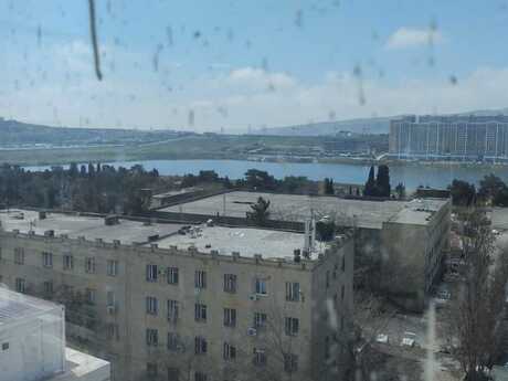 3 otaqlı köhnə tikili - Elmlər Akademiyası m. - 82 m²