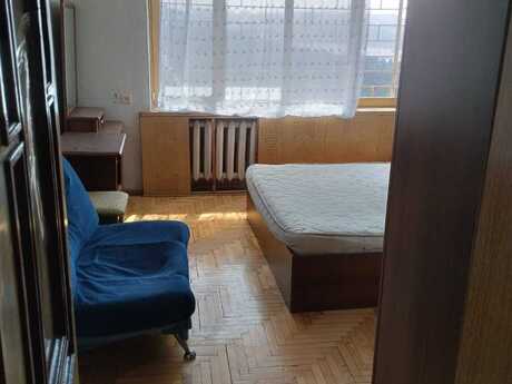 3 otaqlı köhnə tikili - Elmlər Akademiyası m. - 82 m²